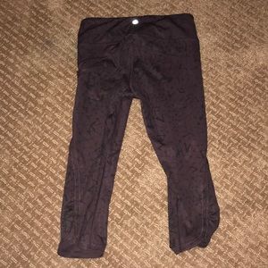 Lulu lemon cropped pants